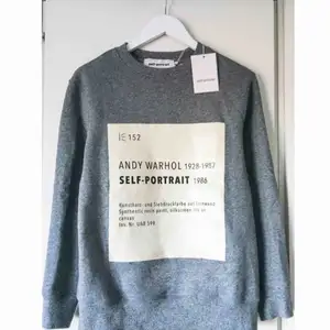 SELF-PORTRAIT signature sweater. Brand new with tags! 80% cotton, 20% polyester.  Size S. Available for both national and international shipping or personal collection in Stockholm. There’s some red marks at the bottom of the front print. 