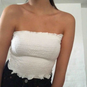  - Fint linne från Bikbok 💫 Frakt på 50kr tillkommer 