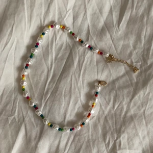 Halsband - Superfint halsband från Nelly som tyvärr inte kommer till användningen! 