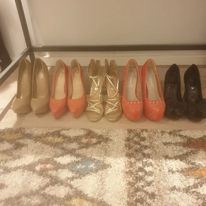 Oanvända klackar - Oanvända klackar i storlek mellan 38-39. Säljs pga flytt. 