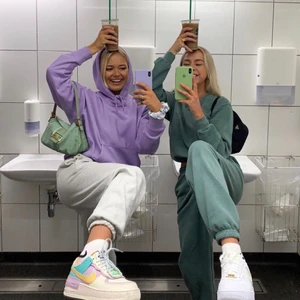 IPHONE X/XS SKAL - HOLDIT - ✨