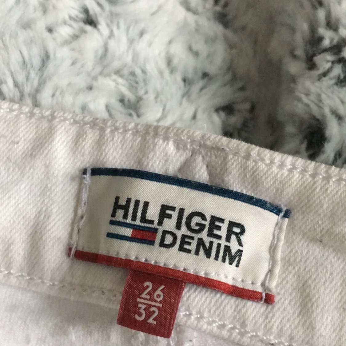 Vita slitna jeans  - 91