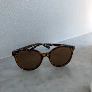  - Solglasögon i fint skick. Fraktar eller möts upp i Stockholm! 