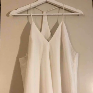  - Linne från Nelly  Använt fåtal gånger Finns även i svart! 