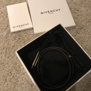  - Köpt på farfetch Strlk M Aldrig använd