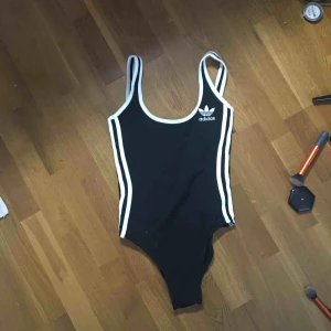  - Jag köpte den för ca en månad sedan. Provade den 1 gång och den passade inte. Helt ny. Originalet kostar 400kr så jag säljer den LITE billigare