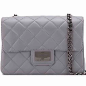  - Designinverso Milano. Knappt använt. Som ny. Width	19 cm Height	13 cm Depth	7 cm Strap	58 cm