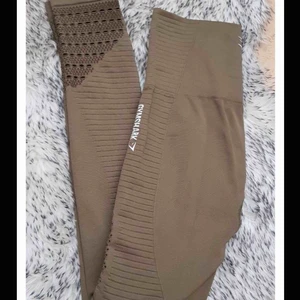  - Intressekoll! Gröna gymshark tajts