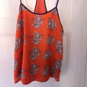  - Fint oranget linne 