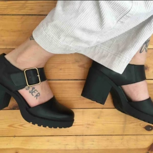  - Snygga och sköna skor Vagabond i väldigt fick skick, så gott som nya!  ✨Ta 3 betala för 2 (bil  ligaste på köpet) gäller på alla mina annonser! ✨ 