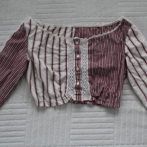 Vintage crop top - M - Made in Italy - 63% cotton, 37% polyester 