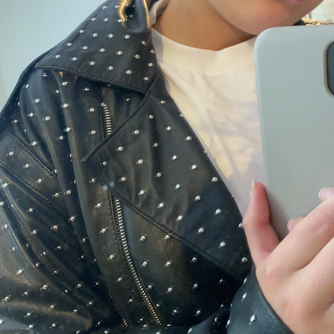 Läderjacka Zara med nit-detalj - 91