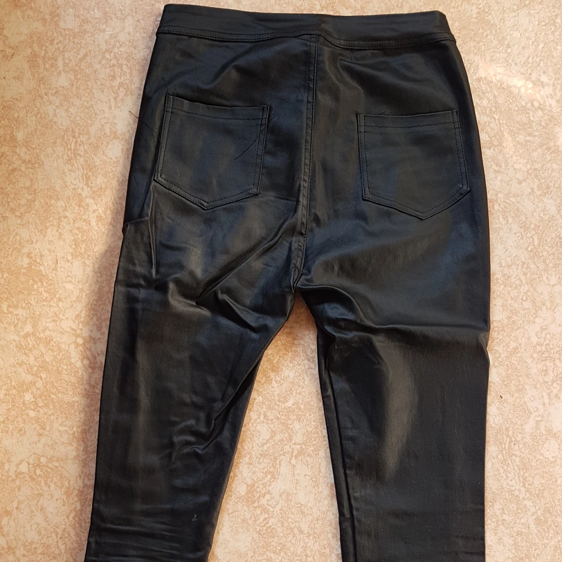 Läderimmitation - 91