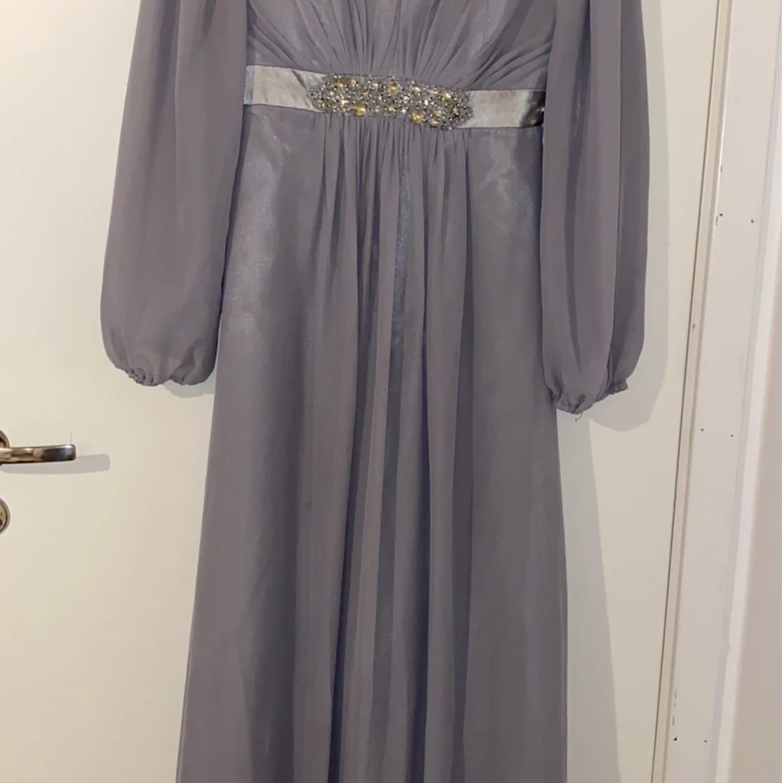 Gråblå klänning i stl m