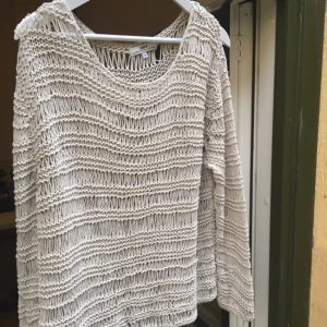  - Hej säljer en tröja från hope 