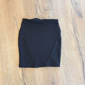  - Kjol från Bershka 