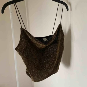  - Endast testad. Glittrig. Frakt ingår i priset. 