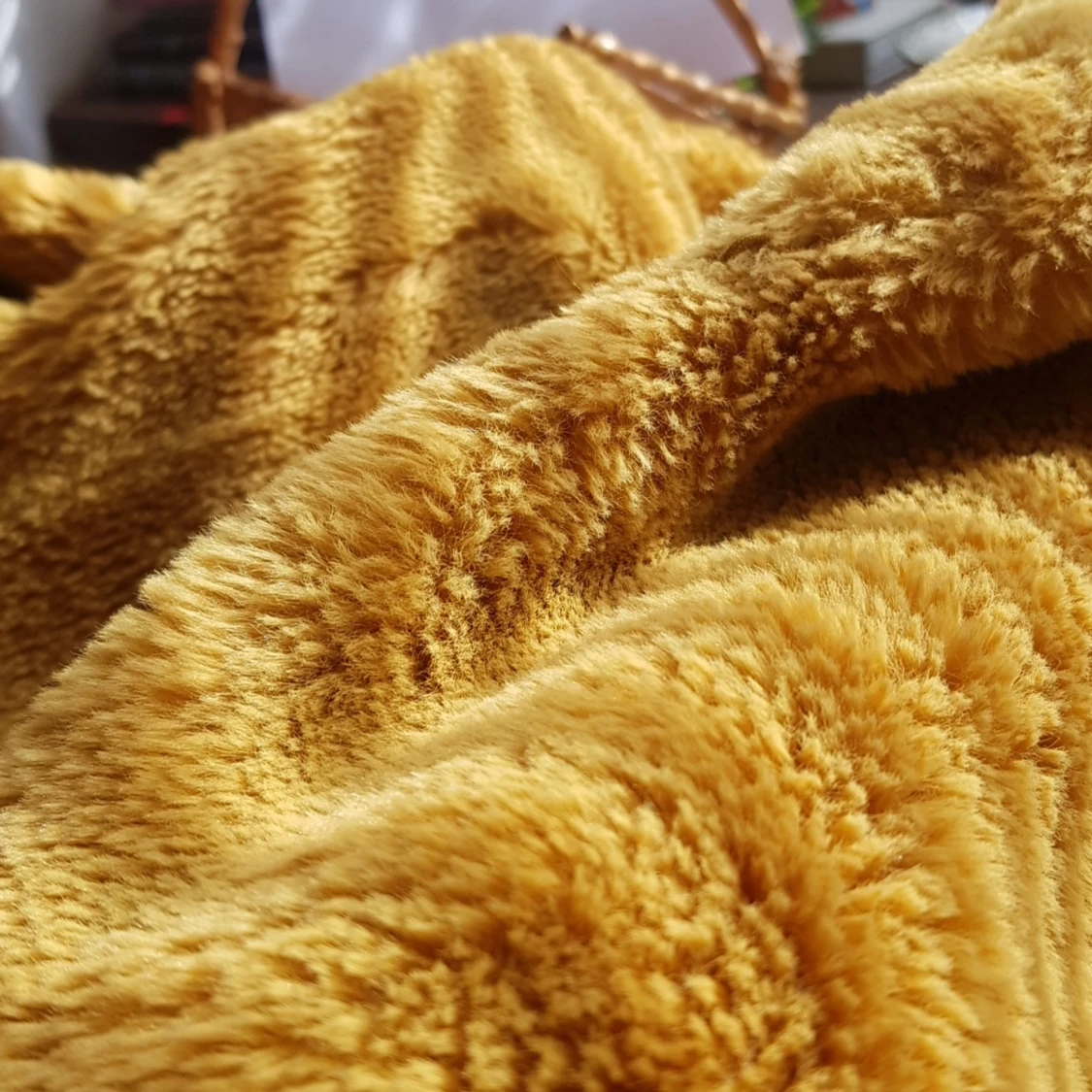 🌼Gul pälsjacka 🌼 - 91