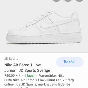 Hej jag söker ett par Nike air forces strl40 är det så att någon utav av er säljer några är det bara att skriva privat till mig
