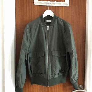  - Jacka från Weekday i fint skick. 