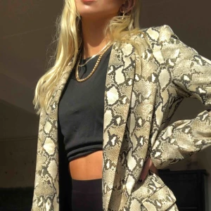  - Använd Max 2 ggr.  Nypris 499 kr. ❤️🐍