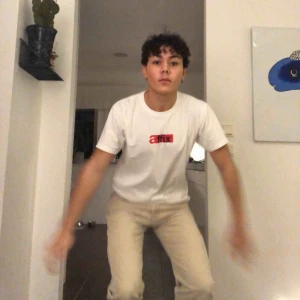  - Levis 751 corduroy beiga helt fire. 30x32. Älskar dem men har för många pantalones. du måste köpa om du läser detta meddelandet. dma om ni vill få mer bilder på bqra plagget