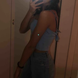  - Bra skick, nästan aldrig använd. Lappen är lös på baksidan men går att ta bort eller du på igen utan problem. Säljer pga ingen användning 