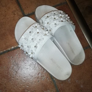  - Använd ett fåtal gånger storlek 39 men det passar 38 också 