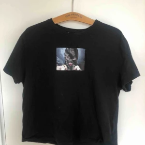  - Fetaste tröjan från carlings med ett coolt tryck på, tyvärr för cool för mig:(