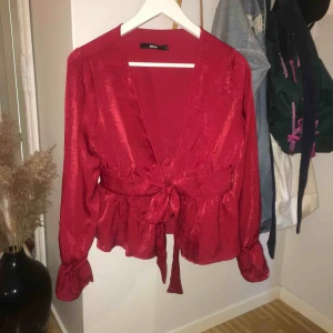  - Superfin blus, frakt tillkommer💘