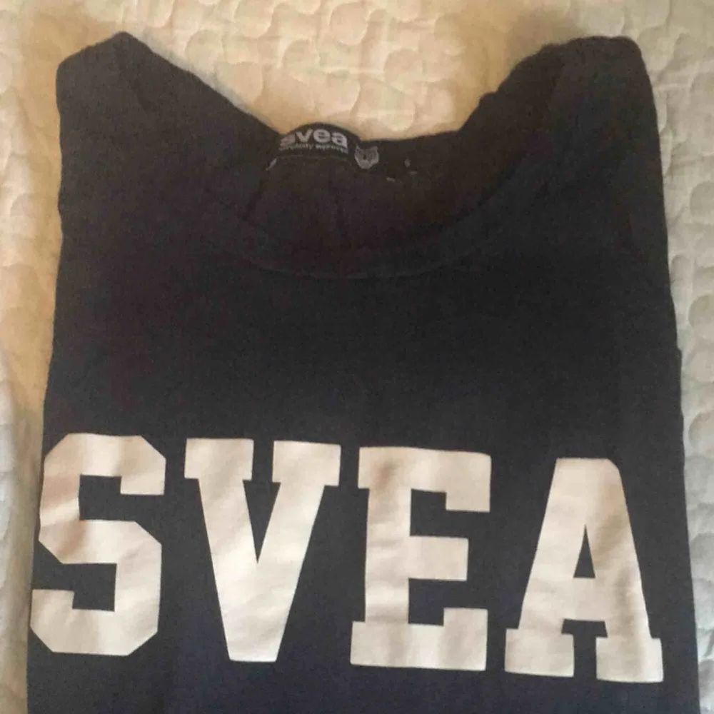 Knappt använd Svea T-shirt str s . T-shirts.