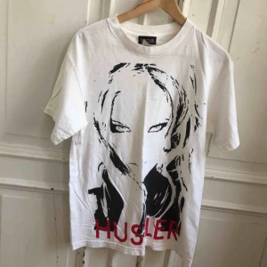  - Väl använd men tryck i bra skick. Kan hämtas i Uppsala eller skickas mot fraktkostnad 