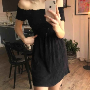  - Superfin klänning som tyvärr inte används:( synd då den är i superbra skick!❤️ säljs pga garderobsrensning ❤️