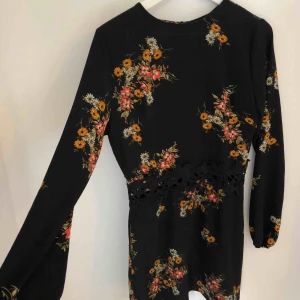  - Endast använd vid ett tillfälle, superfin på! Köpte står för frakt