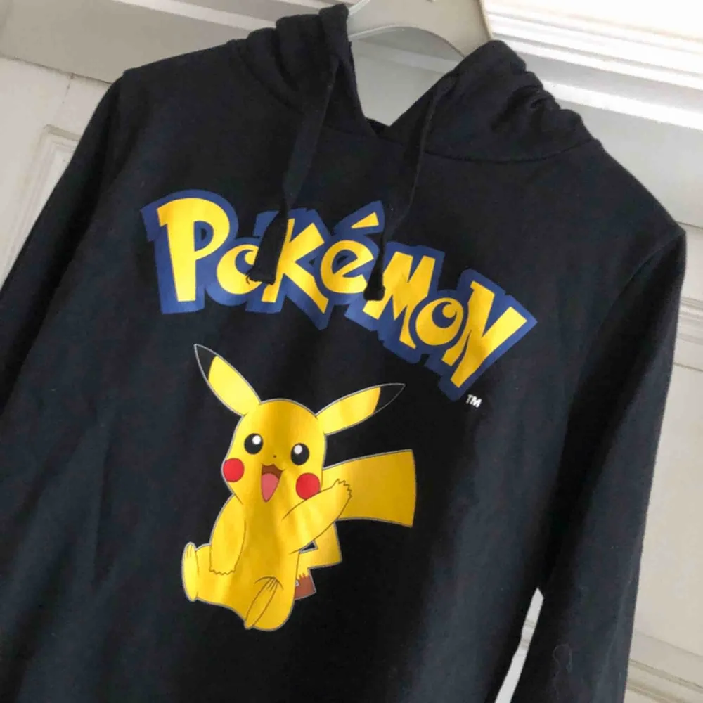 Pokémon hoodie - Kan hämtas i Uppsala eller skickas mot fraktkostnad . Hoodies.