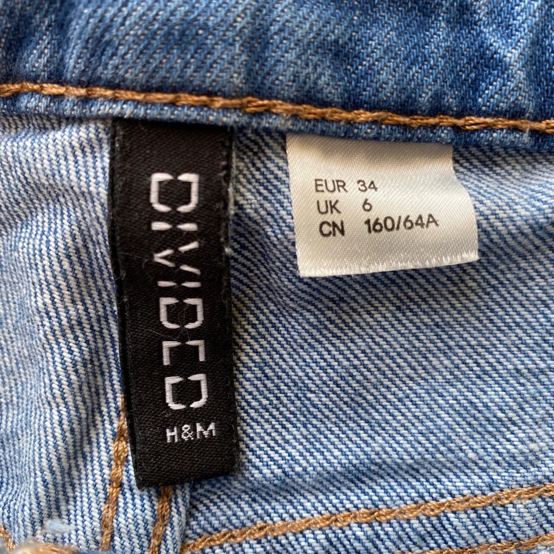 Short Mom Jeans - 90