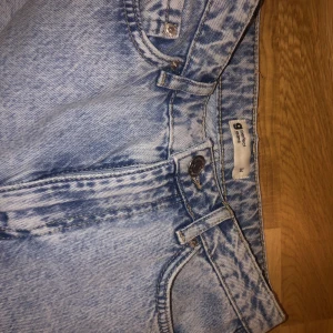 Jeans 34 - Aldrig använda nypris 500kr