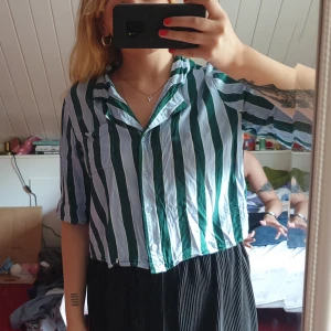  - Skön och slapp kort blus 