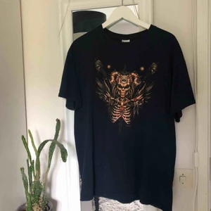  - Tshirt jag råkat haft kvar från mitt ex:))))