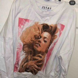  - Beyoncé tröja  Använd endast 1 gång 