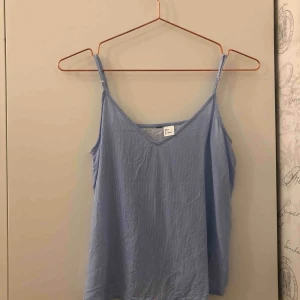  - Gulligt linne från HM, bra skick!