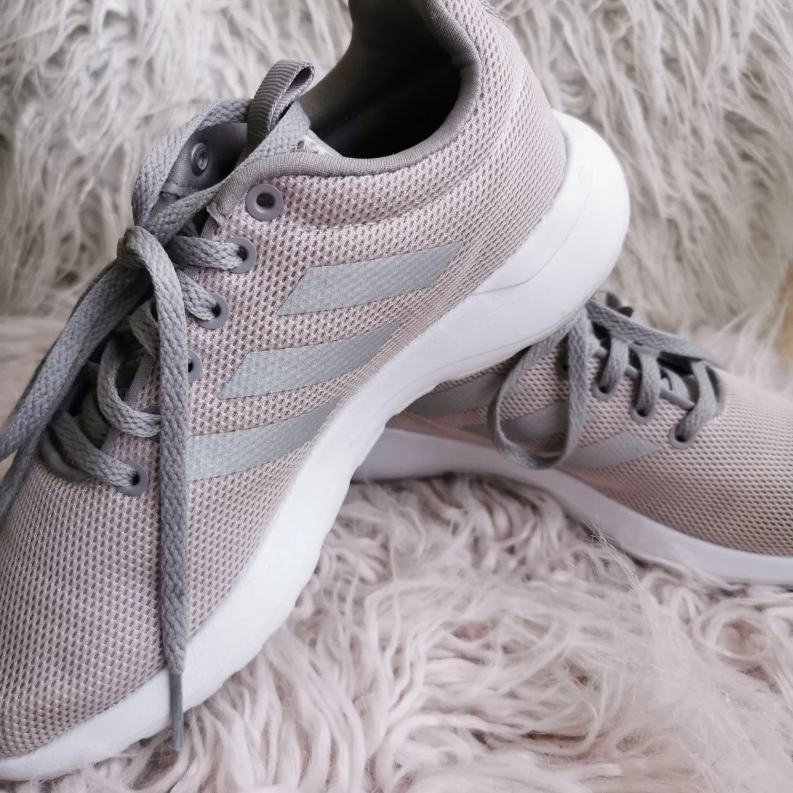 Adidas cloudfoam, rosa-grå strl 36,5