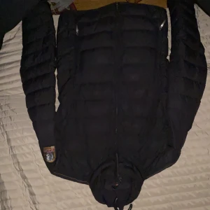 Pjs jacka - Använd en höst köpt för 3500kr på NK i Sthlm, om ni undrar ngt skriv i chatten💕