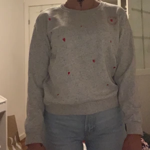Tröja från Hm i xs - Tröja från hm i storlek xs. 