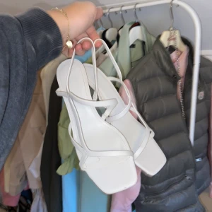 Klackar - Snygga klackar från HM, använda 1 gång! 