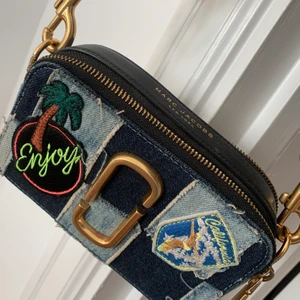 Marc Jacobs  - Snapshot bag från Marc Jacobs. Unik design. Bra skick! 