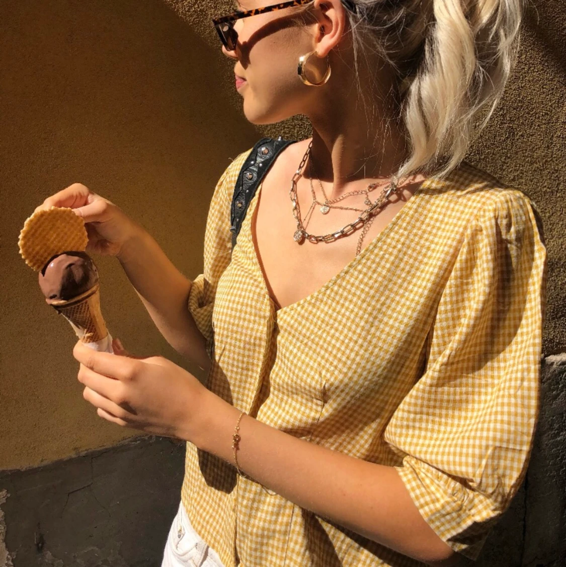 Superfin blus från Mango