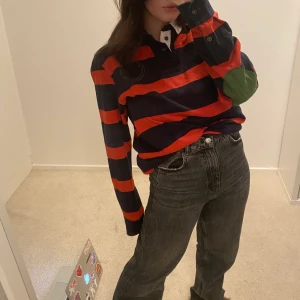 Tröja - Randig snygg tröja. Passar XS-L beroende på önskad passform 