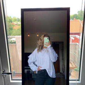 Vit topp - Aldrig använd, storlek XL.