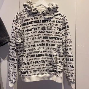 Kenzo - Den här hoodien har använts max 3 gånger, nypris: ca 3000 kr